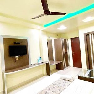 Deluxe Double Room Extra Bed